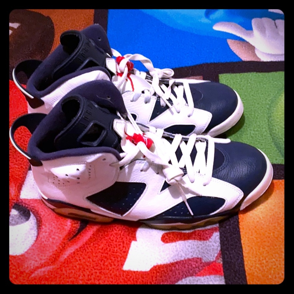 Air Jordan Retro 6 (Olympics)